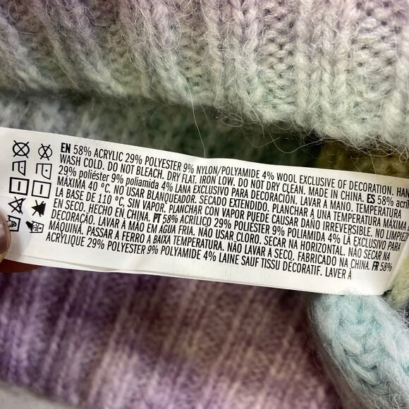 Hello Kitty Forever 21 Sweater New with tag Stripe Multicolor Sweater Sz Small - Picture 9 of 11